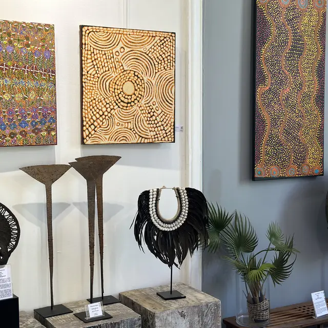 ニューカレドニア土産】置物、アート La Villa Cachée (Nouméa