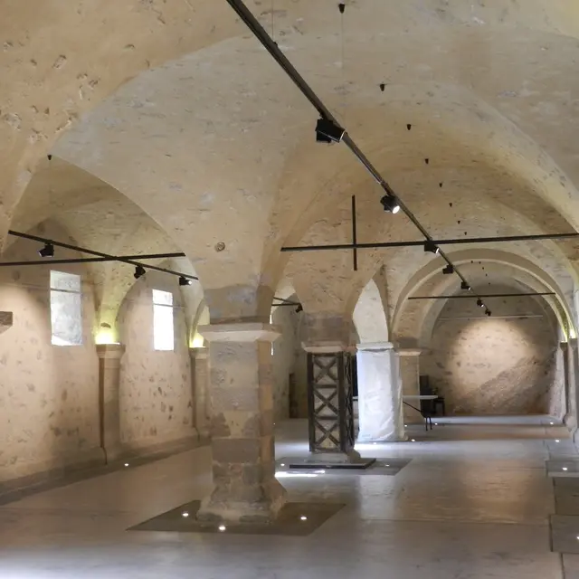 Les caves du château du Bar-sur-Loup_Le Bar-sur-Loup