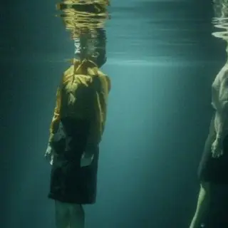 Danser ensemble_Avignon