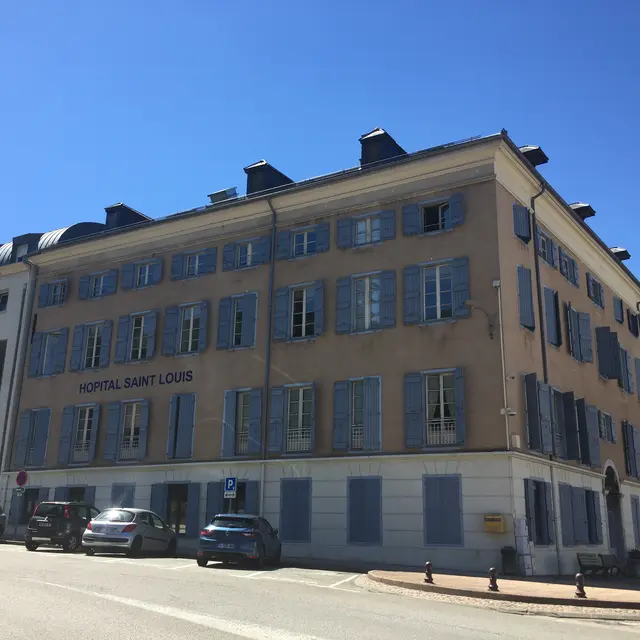 2021.Hopital.saint.Louis.facade.CP.Venot.France