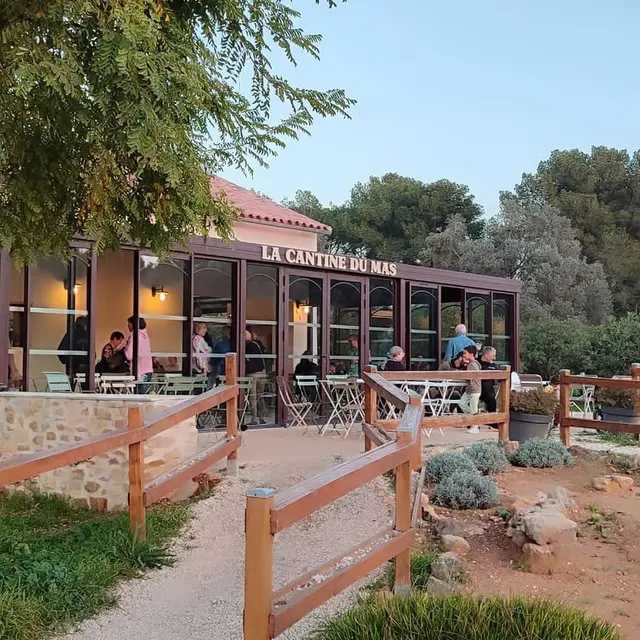La cantine du Mas_Martigues