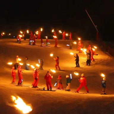 Descente aux flambeaux de carnaval
