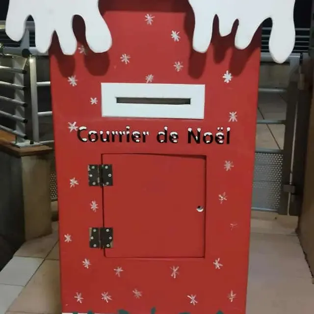 Boite aux lettres du Père Nöel_Gassin