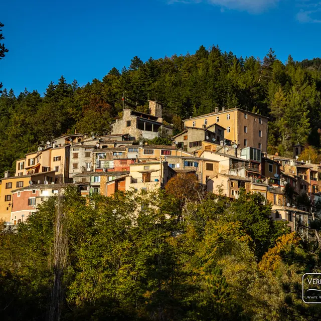 Village de Sausses