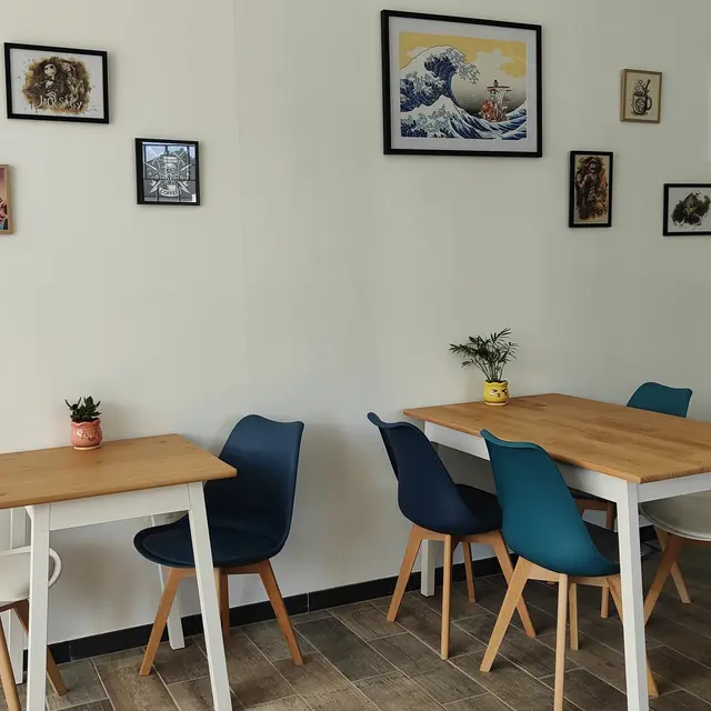 Friends Family Coffee - Camps la Source