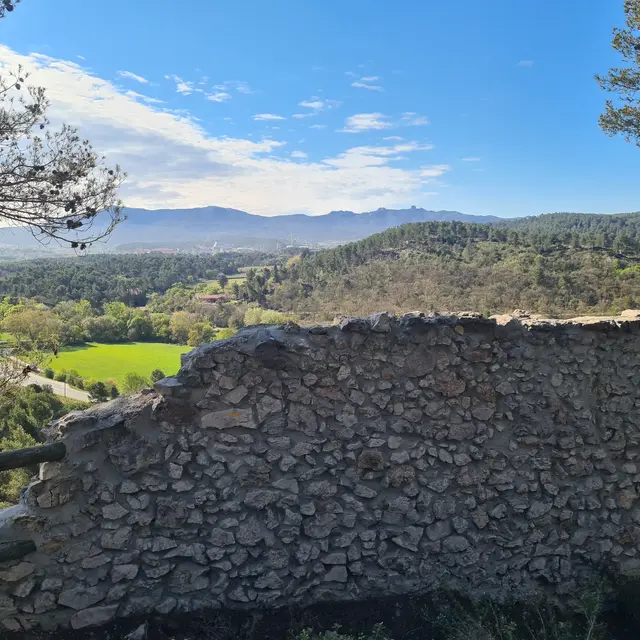 Sentier du Mur de Gueidan_Gardanne