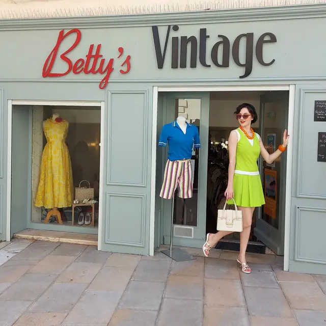 Bettys Vintage 2022