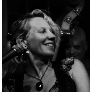 Annie Bucchini Quartet (jazz vocal)_Marseille