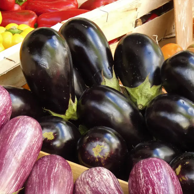 Petit marché dominical_Orpierre