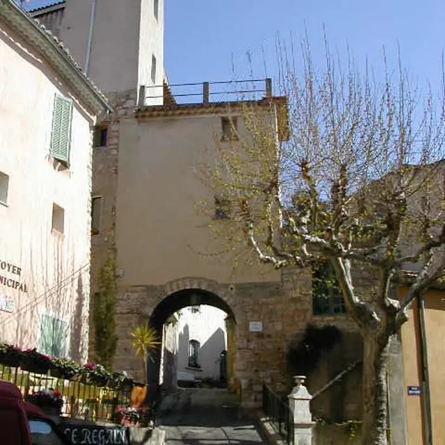 Porte de la Colle