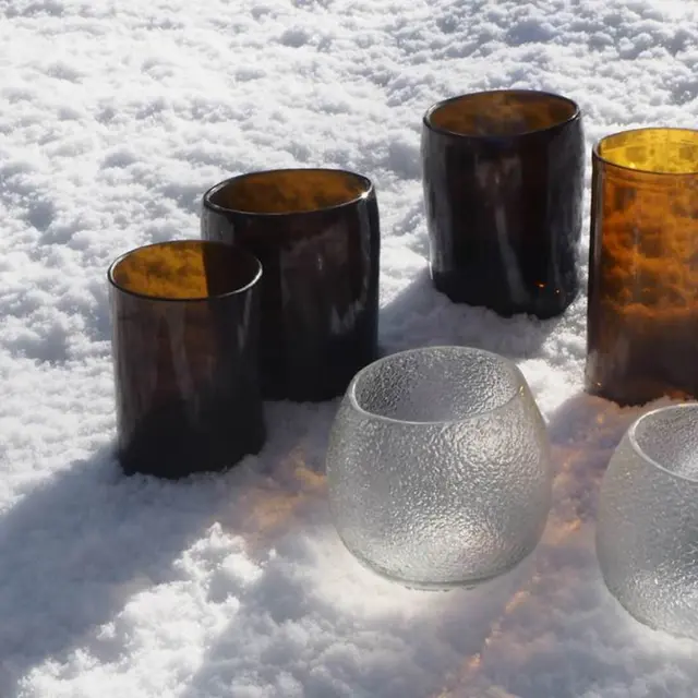 VERRES DANS LA NEIGE