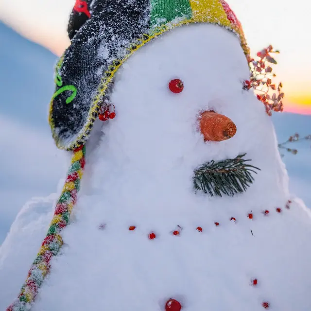 Concours de bonhomme de neige sur le front de neige du Queyrelet !_Orcières