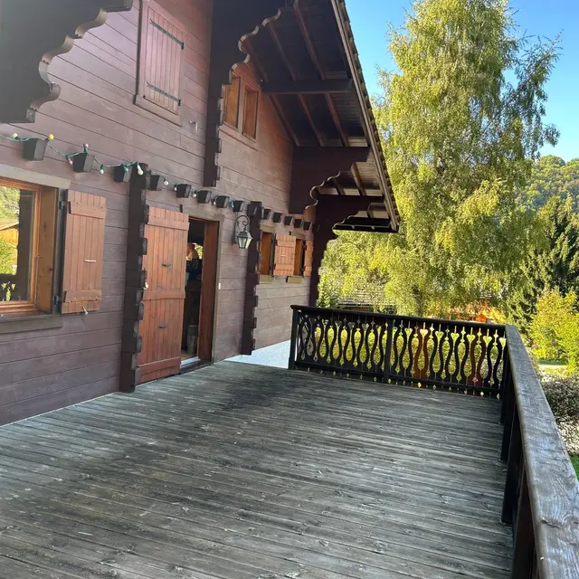 Chalet indépendant-120m²-4 chambres-Lecomte Francis_Bernex