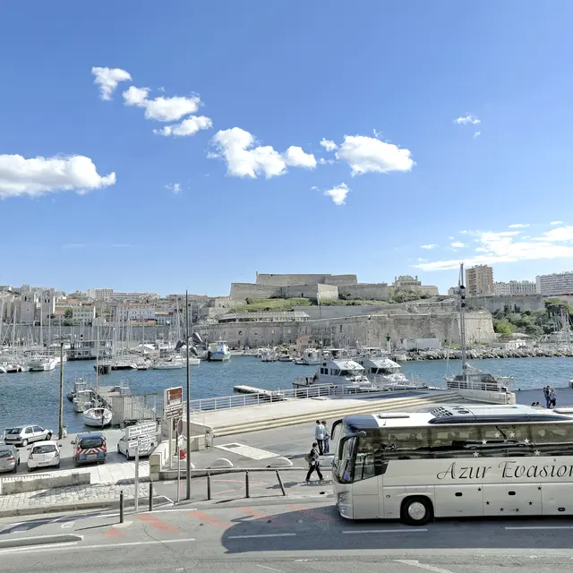 Autocar-Azur Evasion