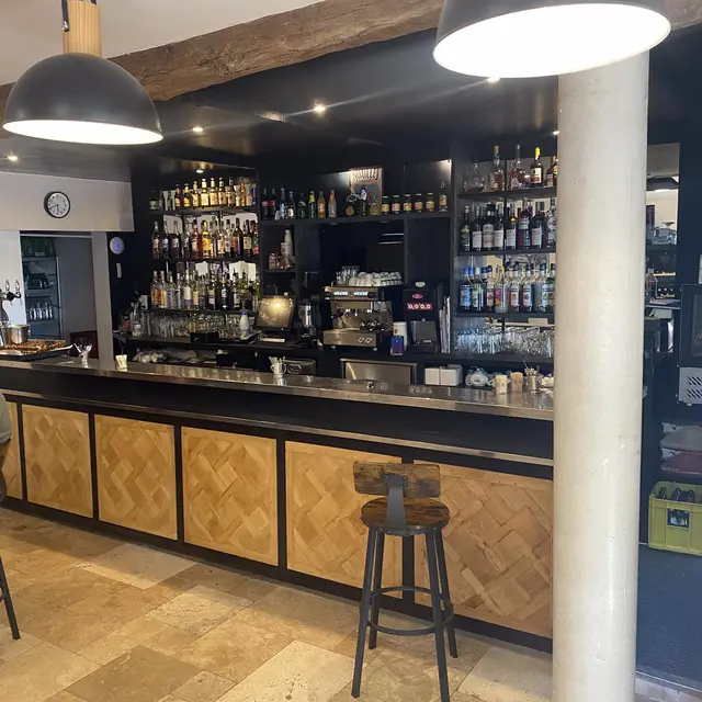 Café-restaurant de la Place_Saint-Étienne-les-Orgues