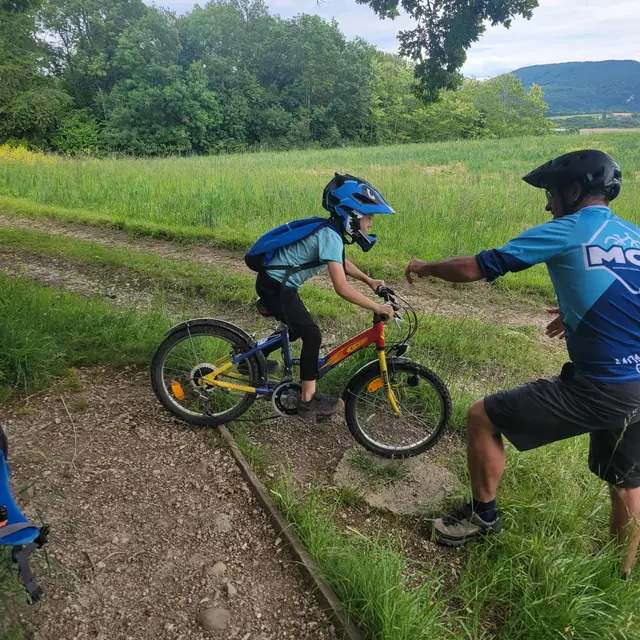 VTT : cours pour les 5-6 ans et les 7-8 ans_Thônes