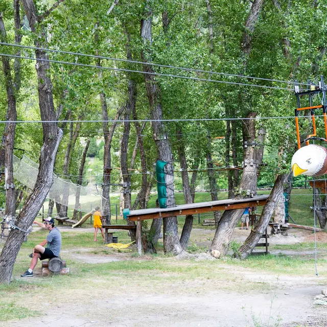 Jungle Kid, parcours aventure enfant au plan d'eau de Jausiers