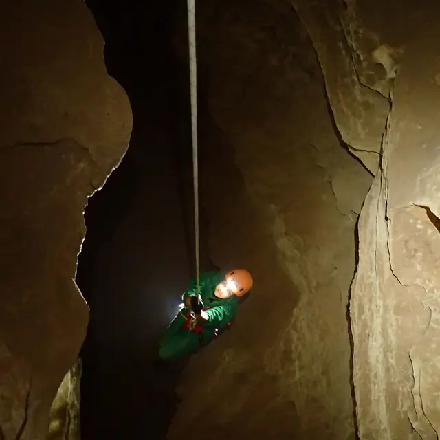 Spéléologie sportive