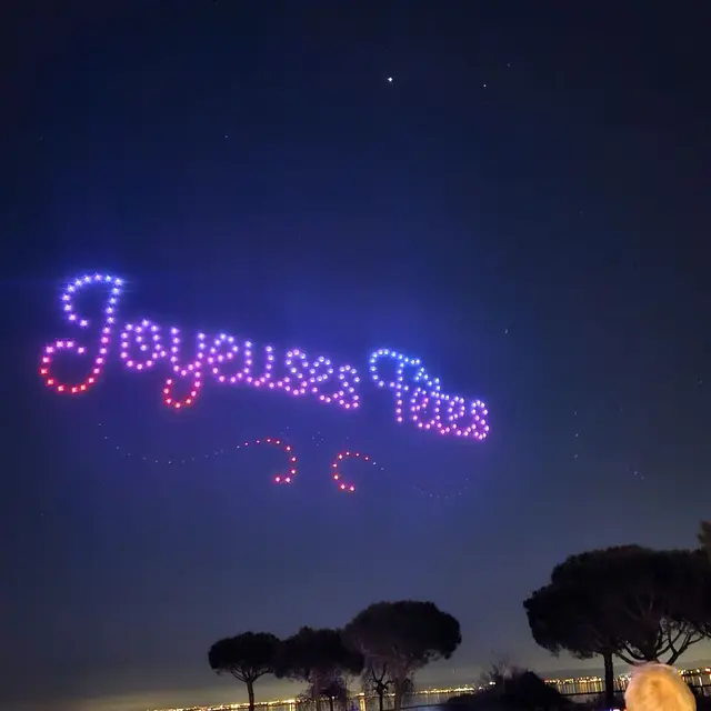Show de drones lumineux_Martigues