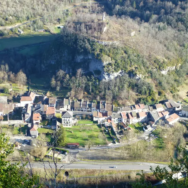Visite commentée du village de Rossillon
