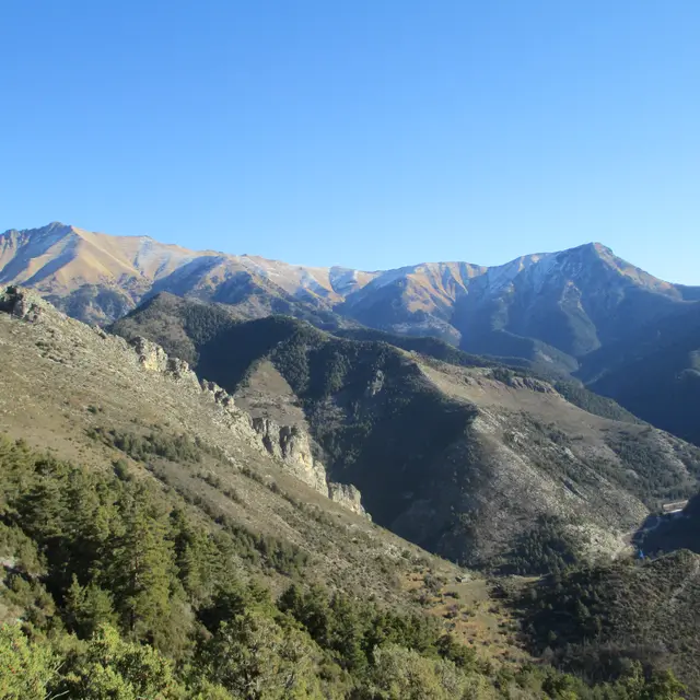 vue sur le mont saccarello et les frashes