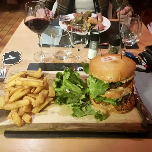 le double burger de l'auberge