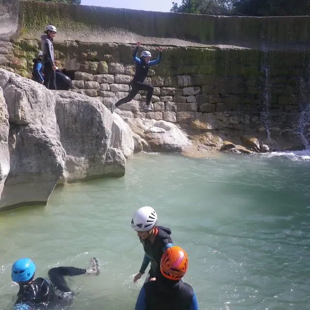 Des Guides pour l'Aventure