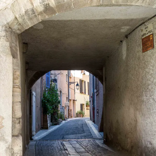 Porte du Bourget_Roquebrune-sur-Argens
