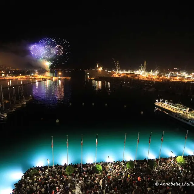 Feu d'artifice du 14 juillet à Toulon