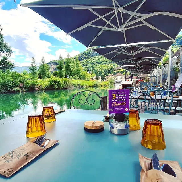 Repas au bord du Canal