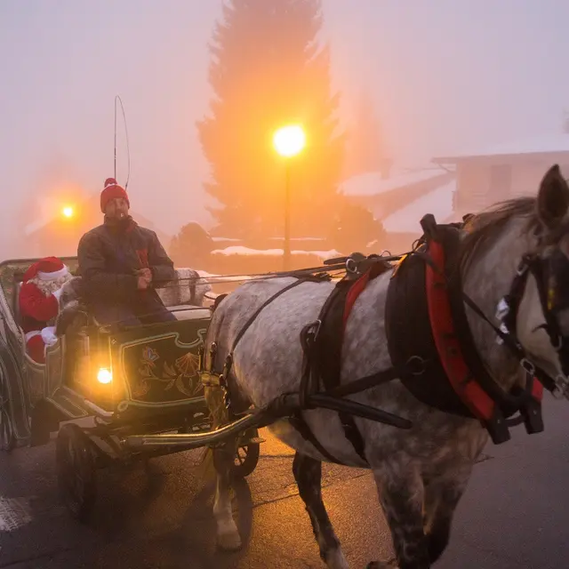 Balade en calèche avec le Père-Noël