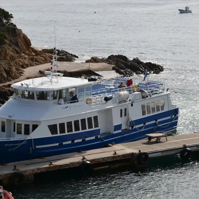 Navette TLV TVM au départ du Port d'Hyères pour Le Levant