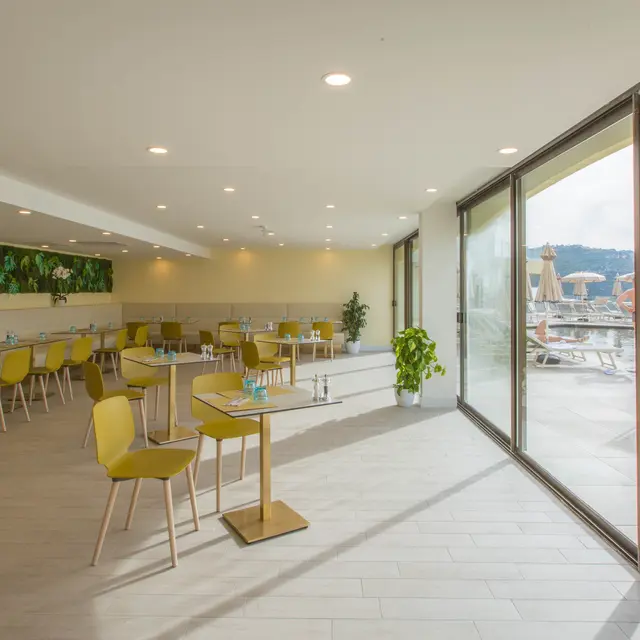 Le Bio Bar