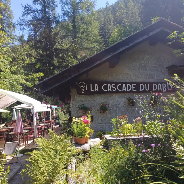 Buvette de la cascade du Dard_Chamonix-Mont-Blanc