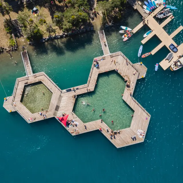 Piscine flottante de Bois-Vieux
