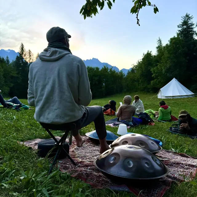 Bain de forêt au refuge l'Oriol - Lucas Bessy_Puy-Saint-Vincent
