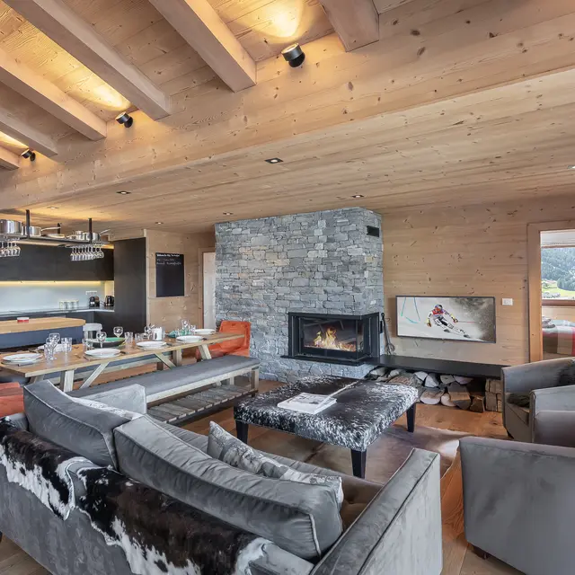 Pièce à vivre 5 pièces - Les Flambeaux