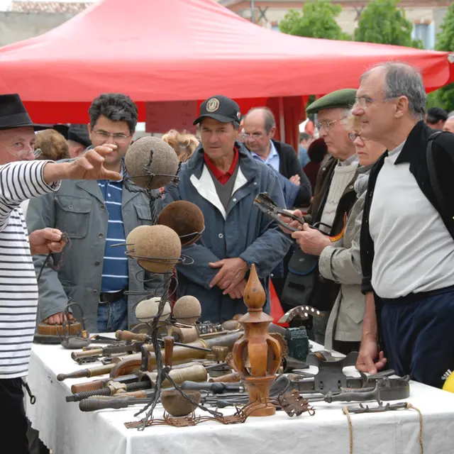 Foire du 8 mai à Lavit