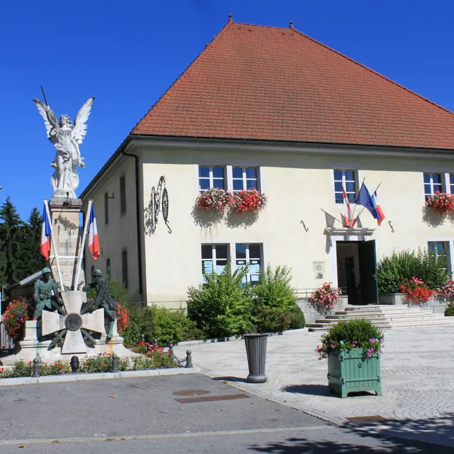 Vallée Verte Boëge mairie visite des Guides du Patrimoine Savoie Mont Blanc