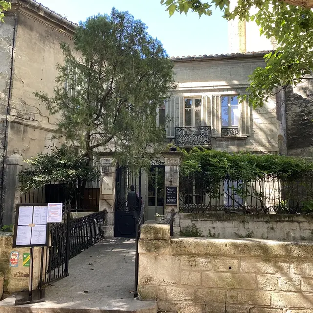 Le Lieu