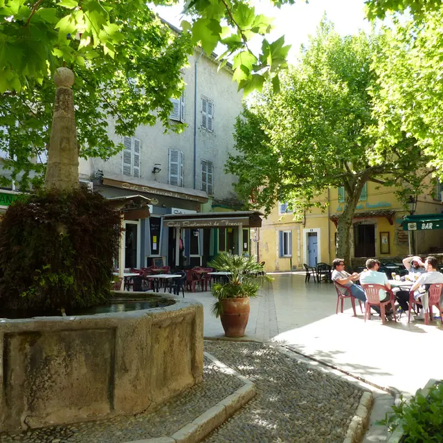 Fontaine aux sorcières
