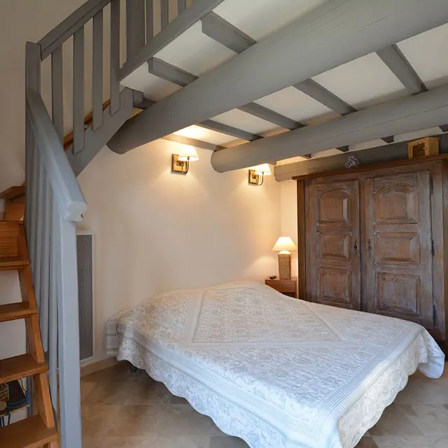 Chez Monique - Marine_Bédoin