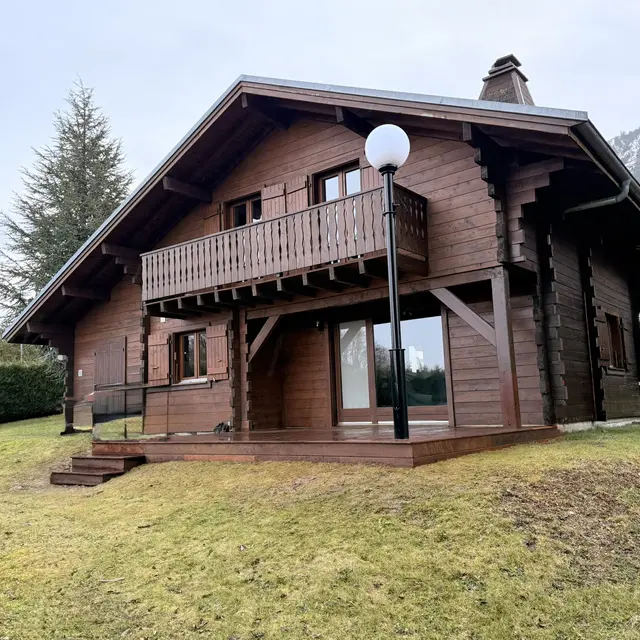 Chalet indépendant des Charmes-5 chambres-100m²- Bruscino Joseph_Thollon-les-Mémises