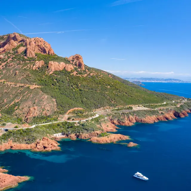 L'Estérel : de sa Corniche à son sommet_Saint-Raphaël