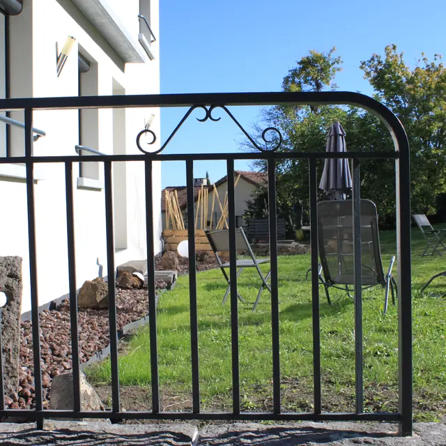 Aldebaran-hebergement insolite-exterieur7.JPG