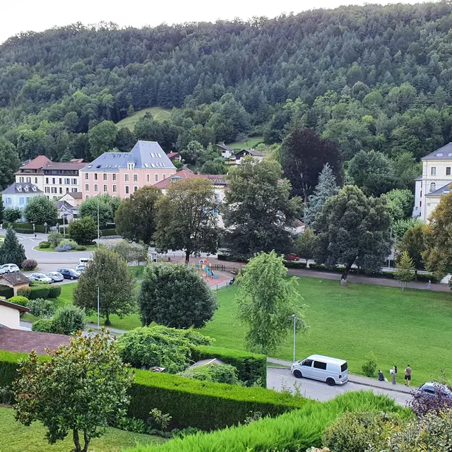 Vue du jardin - Les oliviers du Mourachat