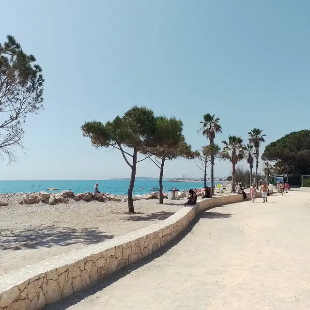 Promenade Baie des Anges - Villeneuve-Loubet