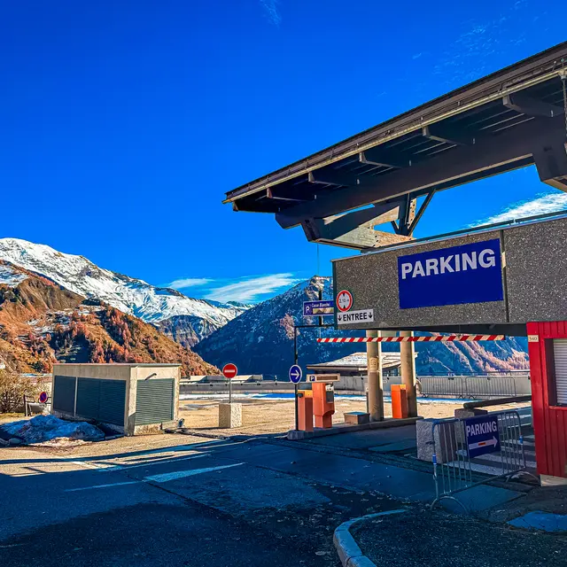 Parking Casse Blanche