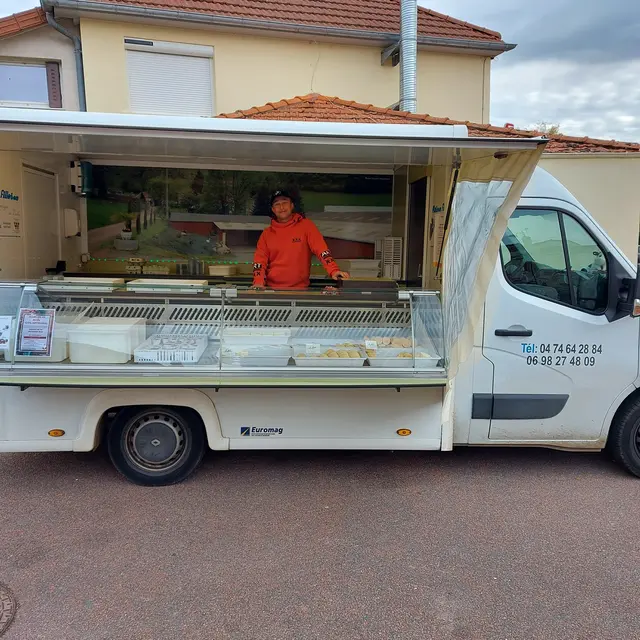 Marché hebdomadaire_Ouches