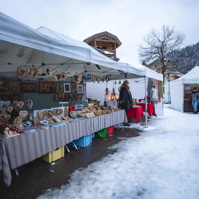 Marché artisanal - Artisans de Haute Savoie_Les Gets